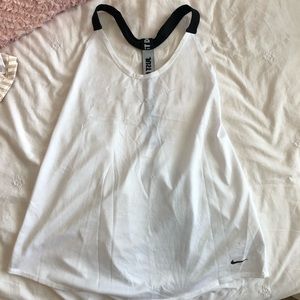 Nike Women’s white workout tank top size large